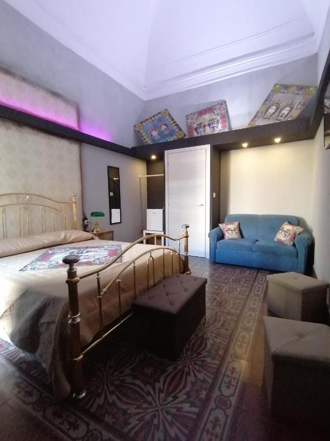 L'Antico Palazzo Rooms Katanya Dış mekan fotoğraf